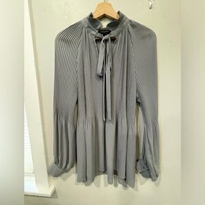 Flowy long-sleeved gray top